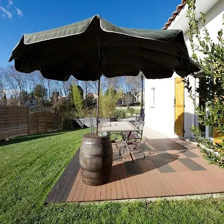 Holiday home Maison De Charme A Avec Jardin Clos *