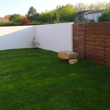Maison De Charme A Avec Jardin Clos